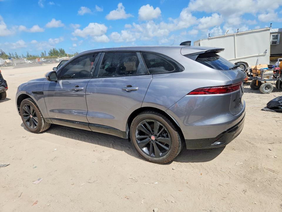 2022 Jaguar F-pace VIN SADCJ2EX3NA699447 COPART salvage auction — MINOR DENT/SCRATCHES, Va - Certificate Of Title, sold $11,800 on 2026-07-27 (photo 2)