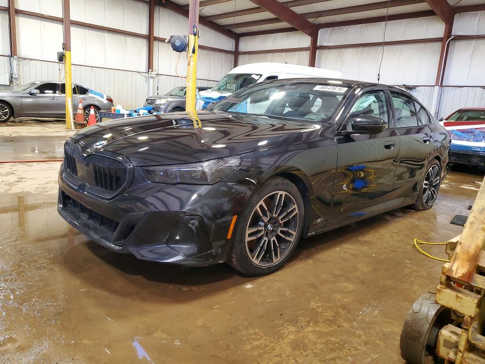2025 BMW 5er VIN WBA63FJ05SCU12898 COPART salvage auction — REAR END, Salvage Title, sold $42,250 on 2026-07-14 (photo 1)