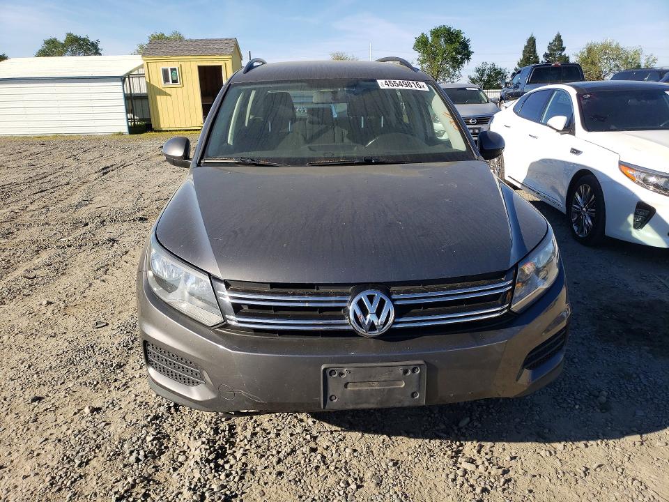 2015 Volkswagen Tiguan VIN WVGAV7AX8FW597183 COPART salvage auction — NORMAL WEAR, Ca - Dis/Dlr/Exp Only Clean Title, sold $600 on 2026-07-21 (photo 5)