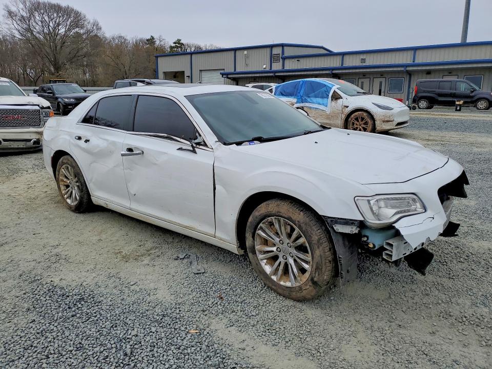 2016 Chrysler 300 VIN 2C3CCAEG6GH151855 COPART salvage auction — FRONT END, Sc - Cert Of Title-Salvage, sold $1,000 on 2026-07-02 (photo 4)