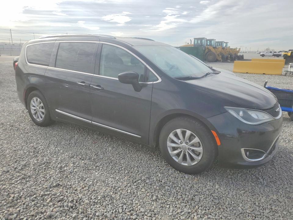 2019 Chrysler Pacifica VIN 2C4RC1BG6KR625042 COPART salvage auction — UNDERCARRIAGE, Ks - Cert Of Title-Salvage, sold $1,350 on 2026-07-16 (photo 4)