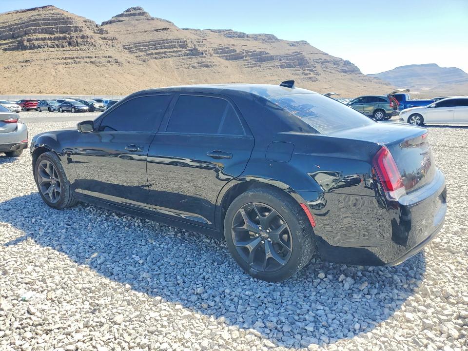 2022 Chrysler 300 VIN 2C3CCABG8NH236553 COPART salvage auction — FRONT END, NV - SALVAGE TITLE, sold $6,800 on 2026-07-08 (photo 2)
