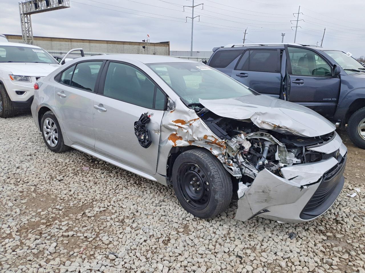 2023 Toyota Corolla VIN 5YFB4MDE9PP053693 COPART salvage auction — Front End, OH - CERT OF TITLE-SALVAGE, sold $5,000 on 2026-07-10 (photo 4)