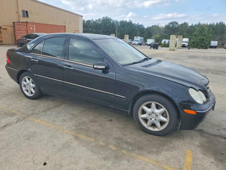 2004 Mercedes-benz C class VIN WDBRF81J54F450224 COPART salvage auction — FRONT END, SC - CERT OF TITLE-SALVAGE, sold $325 on 2026-07-24 (photo 4)