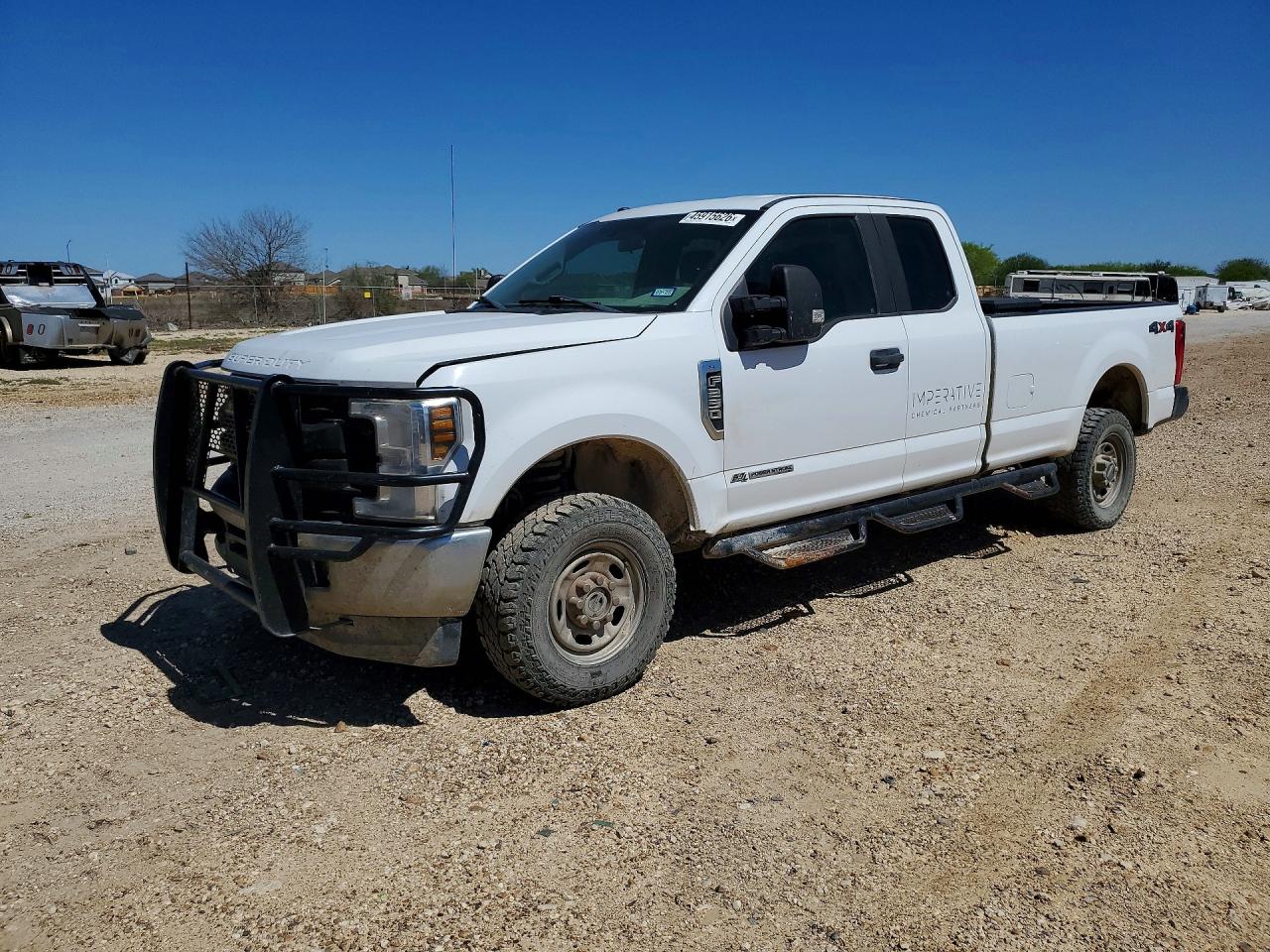 2019 Ford F-250 VIN 1FT7X2BTXKEF69358 COPART salvage auction — Minor Dent/Scratches, TX - CERTIFICATE OF TITLE, sold $7,500 on 2026-07-09 (photo 1)