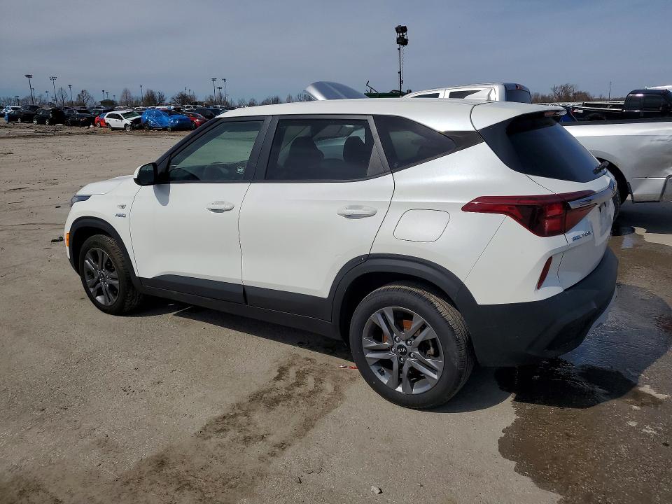 2021 Kia Seltos VIN KNDEPCAA6M7136737 COPART salvage auction — VANDALISM, Mo - Salvage Certificate Of Title, sold $6,200 on 2026-07-17 (photo 2)