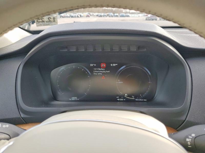2021 Volvo Xc90 VIN YV4BR00K2M1693067 COPART salvage auction — MINOR DENT/SCRATCHES, Nj - Certificate Of Title (P), sold $14,000 on 2026-07-28 (photo 9)