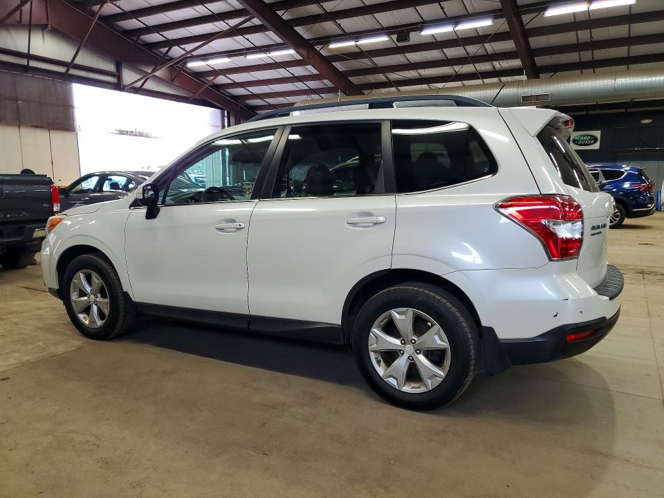 2015 Subaru Forester VIN JF2SJAHC5FH424943 COPART salvage auction — MINOR DENT/SCRATCHES, Ct - Certificate Of Title, sold $1,900 on 2026-08-21 (photo 2)