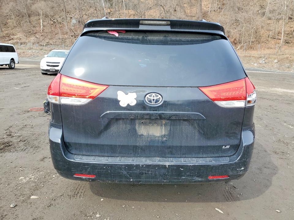 2014 Toyota VIN 5TDKK3DC5ES432032 COPART salvage auction — FRONT END, Salvage Title, sold $925 on 2026-07-09 (photo 6)
