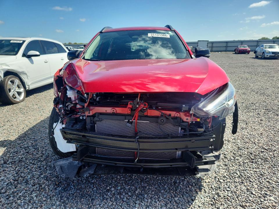 2025 Toyota Corolla cross VIN 7MUCAAAG4SV129862 COPART salvage auction — FRONT END, Salvage Title, sold $8,500 on 2026-07-14 (photo 5)