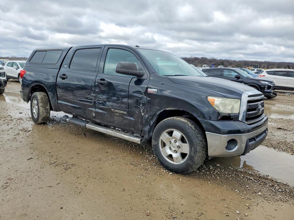 2011 Toyota Tundra VIN 5TFDW5F19BX198312 COPART salvage auction — UNDERCARRIAGE, Ks - Cert Of Title-Salvage, sold $4,850 on 2026-07-09 (photo 4)