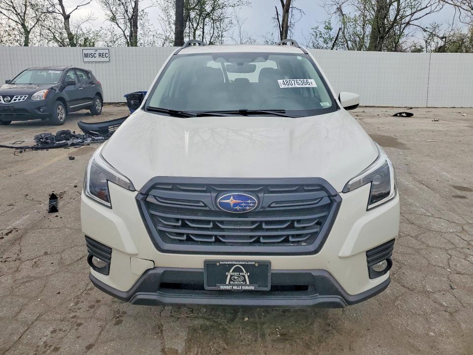 2022 Subaru Forester VIN JF2SKADCXNH407928 COPART salvage auction — WATER/FLOOD, Mo - Salvage Certificate Of Title, sold $6,700 on 2026-07-24 (photo 5)