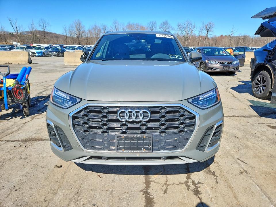 2023 Audi Q5 VIN WA1GAAFY0P2152951 COPART salvage auction — SIDE, Salvage Title, sold $16,800 on 2026-08-25 (photo 5)