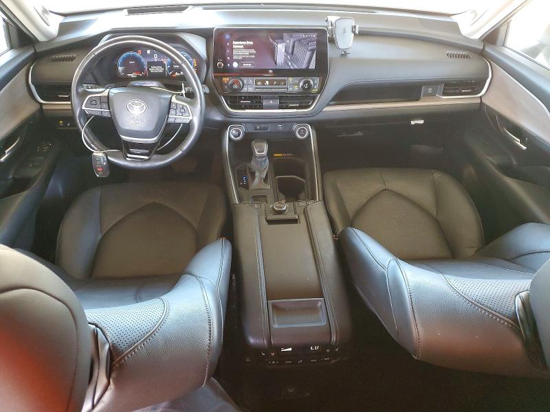 2024 Toyota Highlander VIN 5TDAAAB59RS037851 COPART salvage auction — Rear End, CA - SALVAGE CERTIFICATE, sold $18,700 on 2026-05-28 (photo 8)