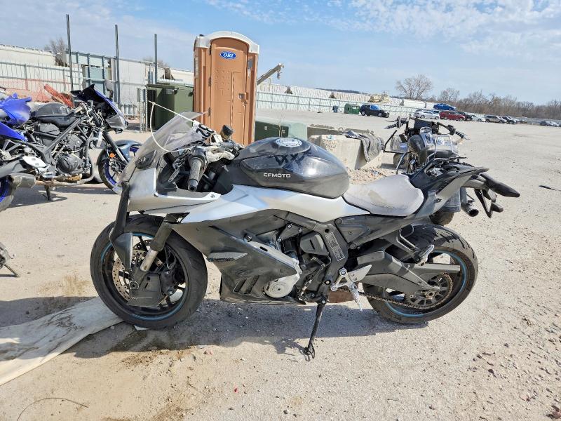 2025 Cf moto 675ss VIN LCEPEVLP7S6001698 COPART salvage auction — SIDE, WV - SALVAGE CERTIFICATE, sold $1,800 on 2026-07-09 (photo 3)