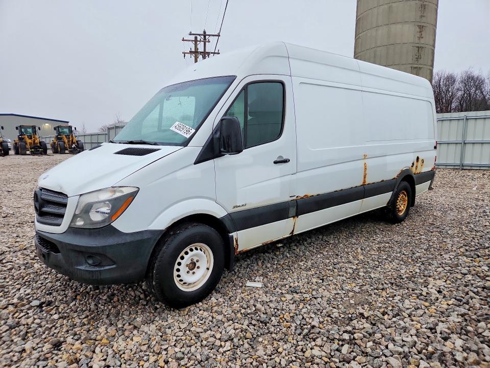 2014 Mercedes-benz Sprinter VIN WD3PE8DE2E5900729 COPART salvage auction — MINOR DENT/SCRATCHES, Mi - Dealer Only Clean Title (P), sold $2,500 on 2026-07-09 (photo 1)