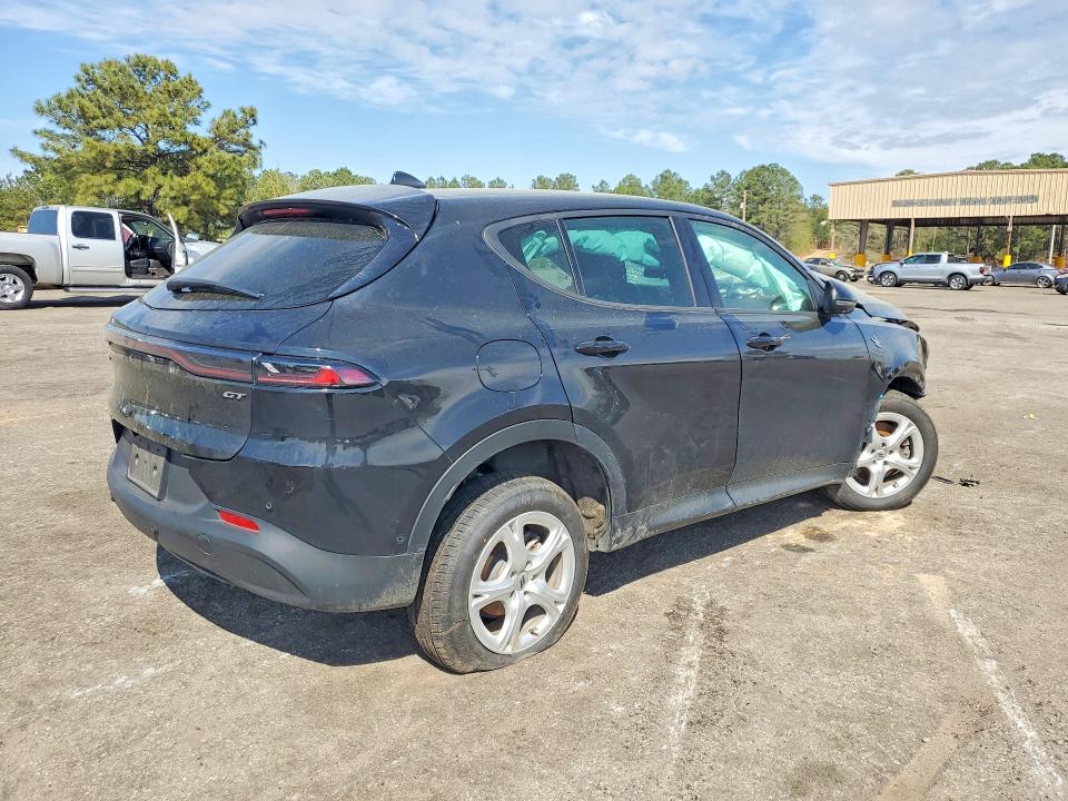 2023 Dodge Hornet VIN ZACNDFAN6P3A04198 COPART salvage auction — FRONT END, Sc - Cert Of Title-Salvage, sold $3,850 on 2026-07-31 (photo 3)