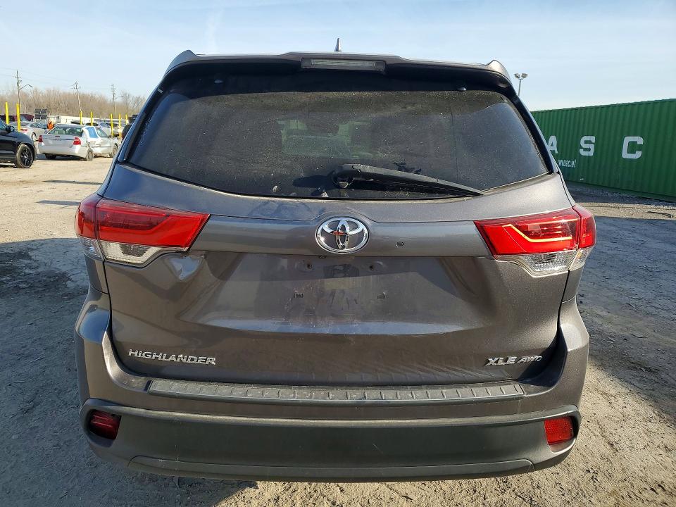 2017 Toyota Highlander VIN 5TDJZRFHXHS432146 COPART salvage auction — FRONT END, In - Bill Of Sale - Parts Only, sold $2,100 on 2026-07-24 (photo 6)