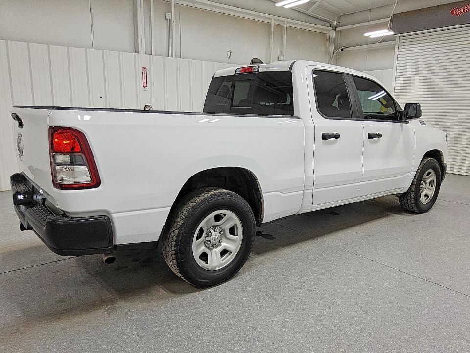 2024 Ram 1500 VIN 1C6RRECT2RN152157 COPART salvage auction — MINOR DENT/SCRATCHES, AZ - CERTIFICATE OF TITLE, sold $7,700 on 2026-07-23 (photo 3)