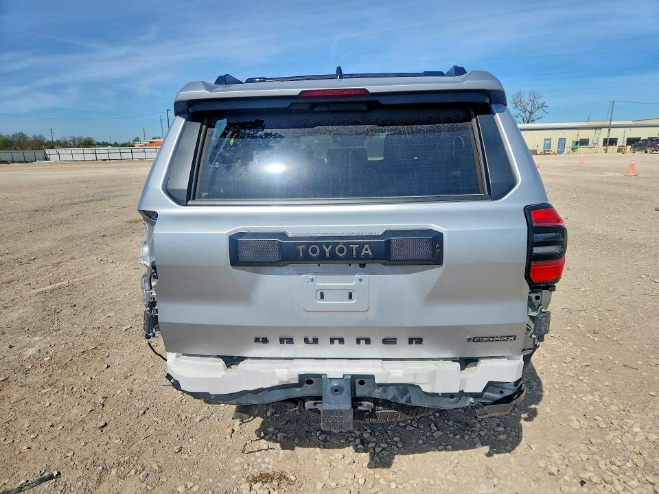 2025 Toyota 4runner VIN JTEVB5BR1S5010031 COPART salvage auction — REAR END, TX - SALVAGE VEHICLE TITLE, sold $28,500 on 2026-07-15 (photo 6)