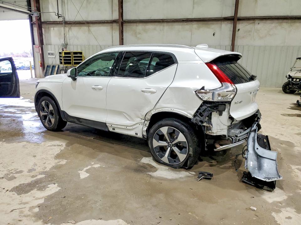 2025 Volvo Xc40 VIN YV4L12UE5S2589790 COPART salvage auction — REAR END, Ky - Cert Of Title-Salvage, sold $10,200 on 2026-07-15 (photo 2)