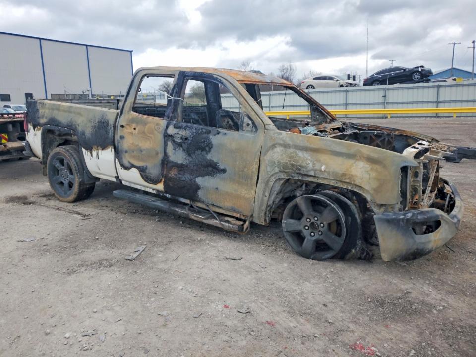 2018 Gmc SIERRA VIN 1GTV2LEC4JZ201823 COPART salvage auction — BURN, KY - BILL OF SALE/PART ONLY/NO TITL, sold $250 on 2026-07-22 (photo 4)