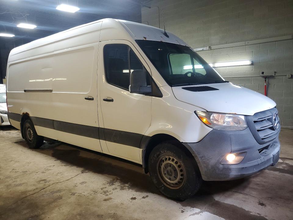 2019 Mercedes-benz Sprinter 2500 VIN WD3PF1ED5KT014812 COPART salvage auction — SIDE, Ny - Certificate Of Title (P), sold $6,300 on 2026-07-28 (photo 4)