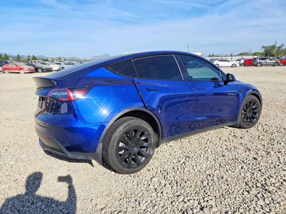 2021 Tesla Model y VIN 5YJYGDEE2MF158406 COPART salvage auction — FRONT END, CA, sold $5,200 on 2026-07-14 (photo 3)