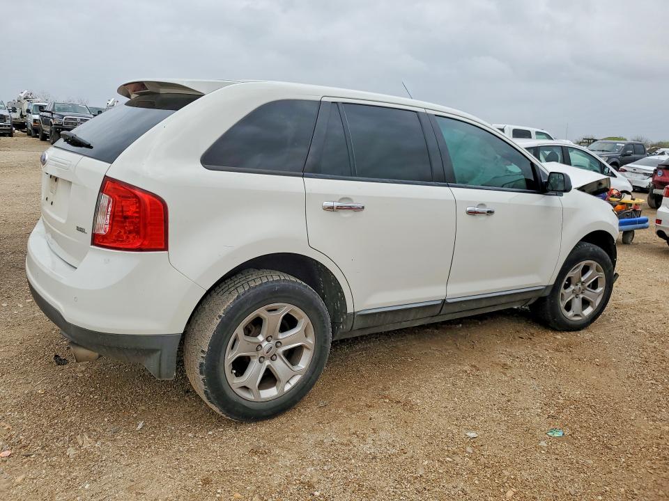 2011 Ford Edge VIN 2FMDK3JC1BBB14317 COPART salvage auction — FRONT END, Tx - Salvage Vehicle Title, sold $200 on 2026-07-02 (photo 3)