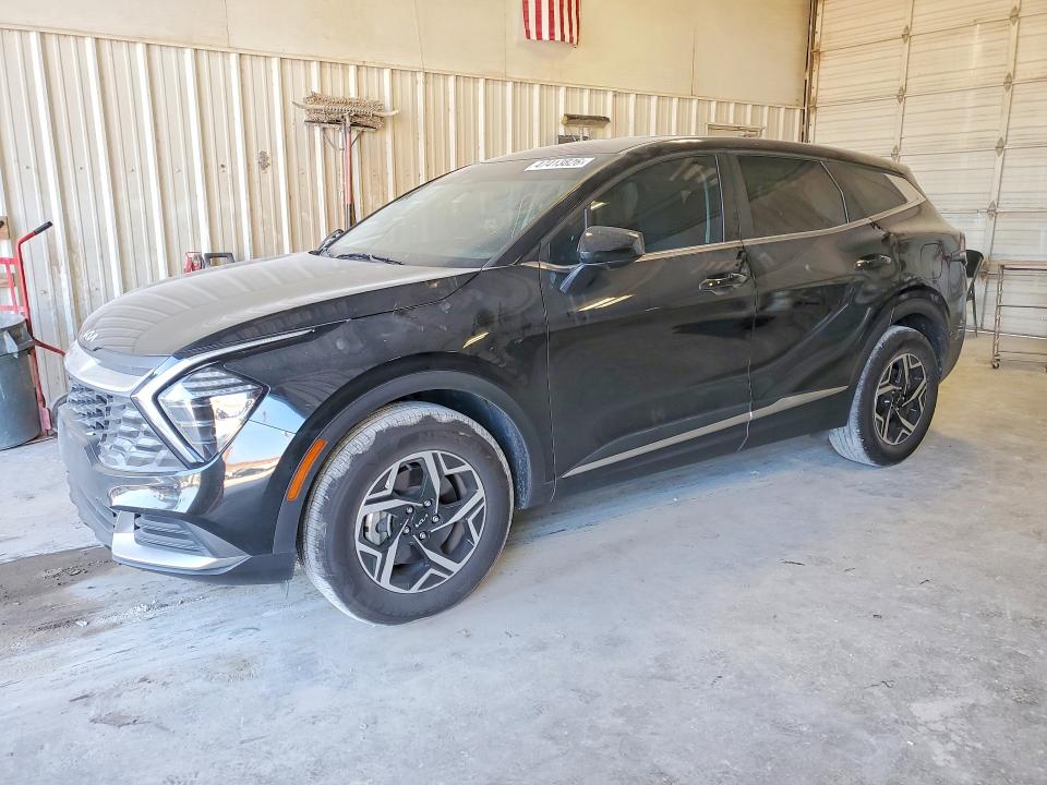 2025 Kia Sportage VIN KNDPU3DF2S7369228 COPART salvage auction — SIDE, Tx - Salvage Vehicle Title, sold $7,200 on 2026-07-10 (photo 1)