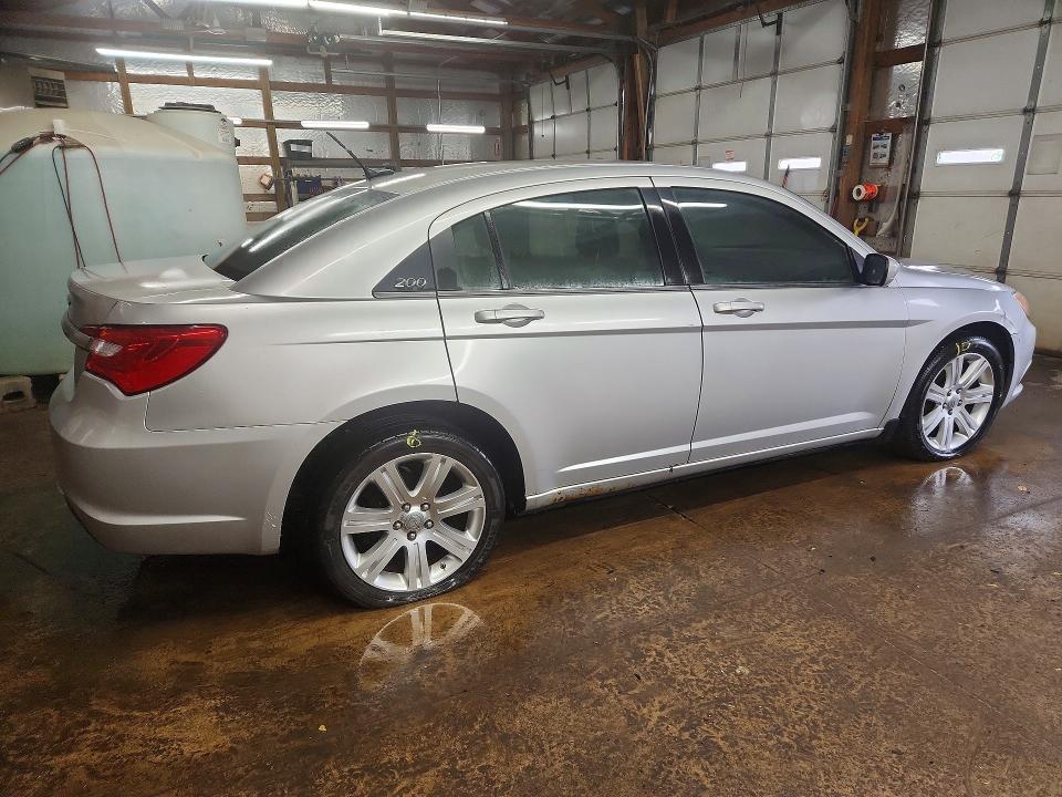 2011 Chrysler 200 VIN 1C3BC1FB6BN562364 COPART salvage auction — Burn Interior, IL - CERTIFICATE OF TITLE, sold $50 on 2026-07-23 (photo 3)