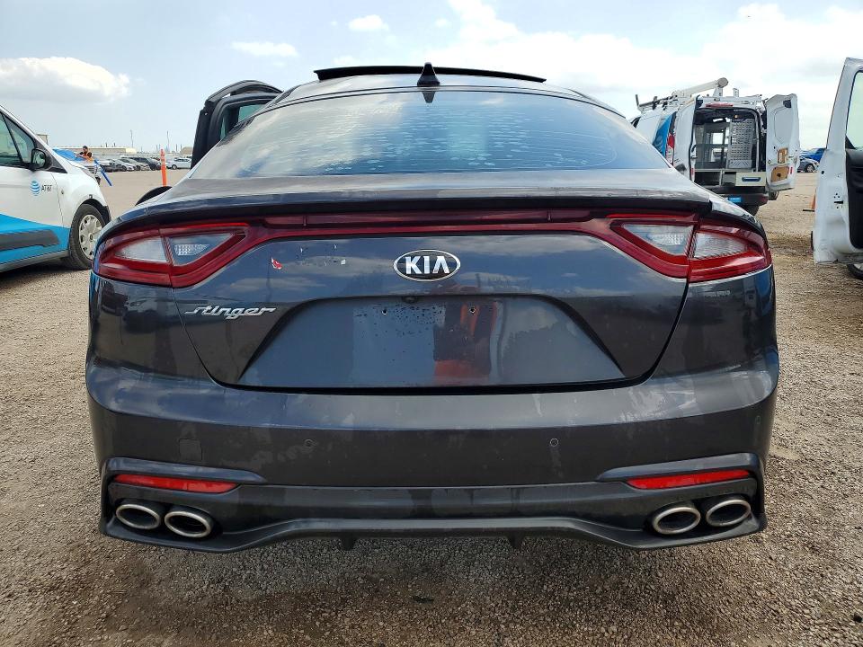 2019 Kia Stinger VIN KNAE15LA0K6063682 COPART salvage auction — SIDE, Tx - Salvage Vehicle Title, sold $2,300 on 2026-07-06 (photo 6)