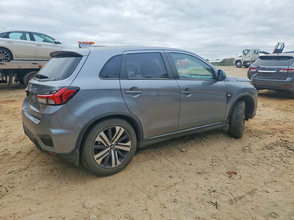 2023 Mitsubishi VIN JA4ARUAU5TU008427 COPART salvage auction — UNDERCARRIAGE, Ga - Cert Of Title-Salvage, sold $9,000 on 2026-07-31 (photo 3)
