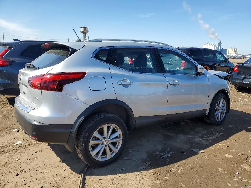 2017 Nissan Rogue VIN JN1BJ1CP7HW028393 COPART salvage auction — FRONT END, Id - Salvage Certificate Of Title, sold $575 on 2026-07-08 (photo 3)
