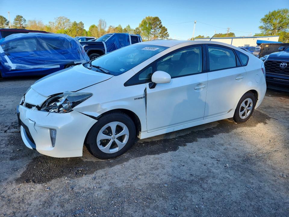 2014 Toyota Prius VIN JTDKN3DU6E1752621 COPART salvage auction — FRONT END, Tx - Certificate Of Title, sold $3,000 on 2026-07-09 (photo 1)