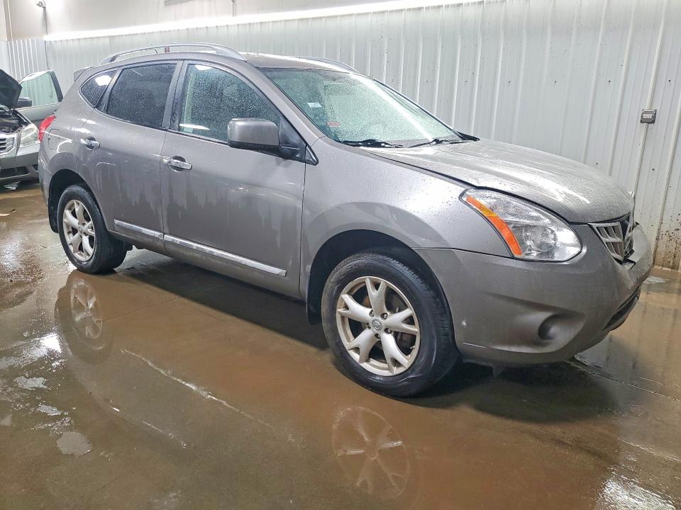 2011 Nissan Rogue sport VIN JN8AS5MVXBW283271 COPART salvage auction — FRONT END, Il - Salvage Certificate, sold $775 on 2026-07-28 (photo 4)