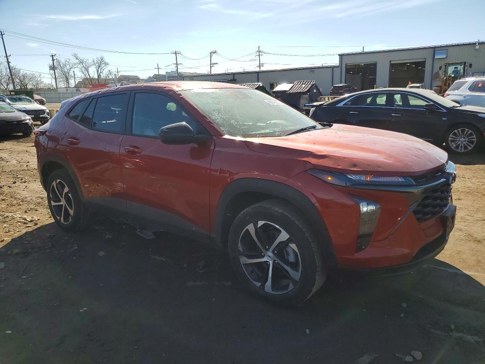 2024 Chevrolet Trax VIN KL77LGE26RC098341 COPART salvage auction — HAIL, Il - Certificate Of Title, sold $1,000 on 2026-07-09 (photo 4)