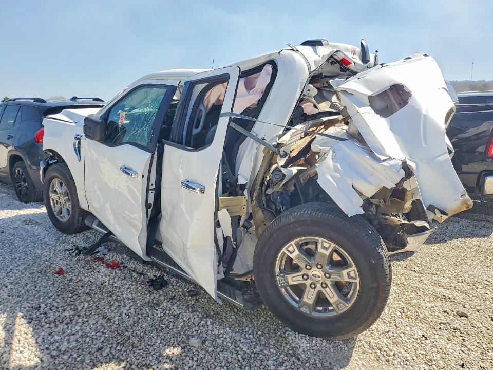 2023 Ford F-150 lightning VIN 1FTFW1E89PKF87732 COPART salvage auction — REAR END, AR - CERT OF TITLE-SALVAGE, sold $3,800 on 2026-07-28 (photo 2)
