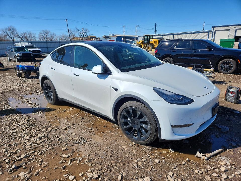 2021 Tesla VIN 5YJYGDEE9MF140064 COPART salvage auction — HAIL, Il - Salvage Certificate, sold $8,400 on 2026-07-08 (photo 4)