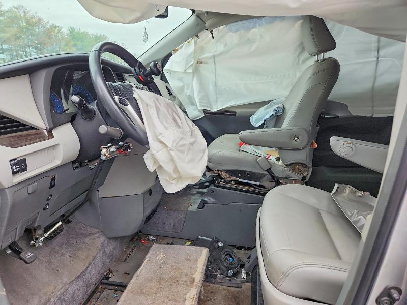 2018 Toyota Sienna VIN 5TDYZ3DC1JS910401 COPART salvage auction — SIDE, Salvage Title, sold $2,600 on 2026-07-22 (photo 7)