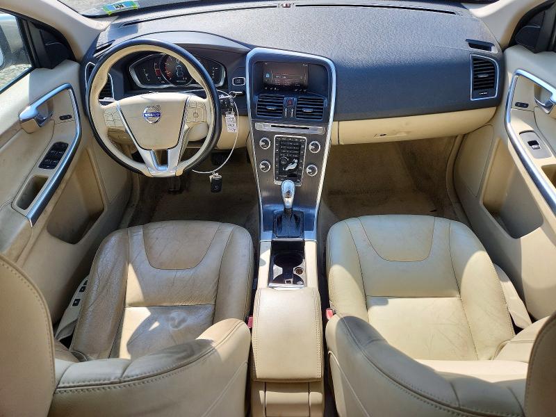 2015 Volvo Xc60 VIN YV4612RKXF2673055 COPART salvage auction — WATER/FLOOD, Nj - Cert Of Title-Salvage Flood, sold $1,650 on 2026-07-09 (photo 8)