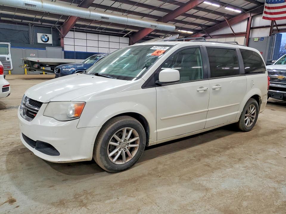 2013 Dodge Grand caravan VIN 2C4RDGCG7DR683713 COPART salvage auction — MINOR DENT/SCRATCHES, Vt - Certificate Of Title, sold $500 on 2026-07-09 (photo 1)