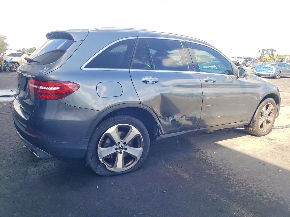 2019 Mercedes-benz Glc VIN WDC0G4JB3KV158948 COPART salvage auction — SIDE, Fl - Cert Of Title Slvg Rebuildable, sold $8,000 on 2026-07-08 (photo 3)