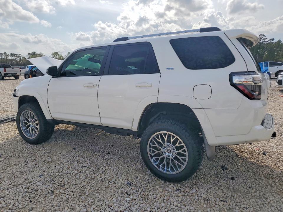 2019 Toyota 4runner VIN JTEZU5JR6K5197005 COPART salvage auction — FRONT END, Tx - Certificate Of Title, sold $875 on 2026-07-28 (photo 2)