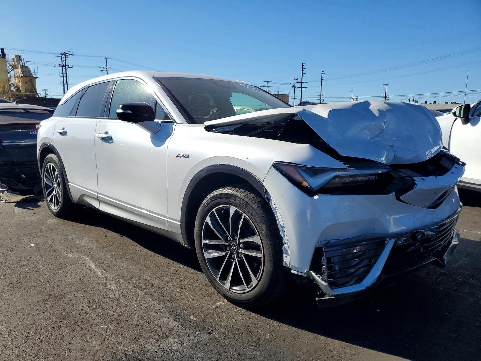 2024 Acura Zdx VIN 4W5KHMRK7RZ501749 COPART salvage auction — FRONT END, Ca - Salvage Certificate, sold $9,000 on 2026-07-06 (photo 4)
