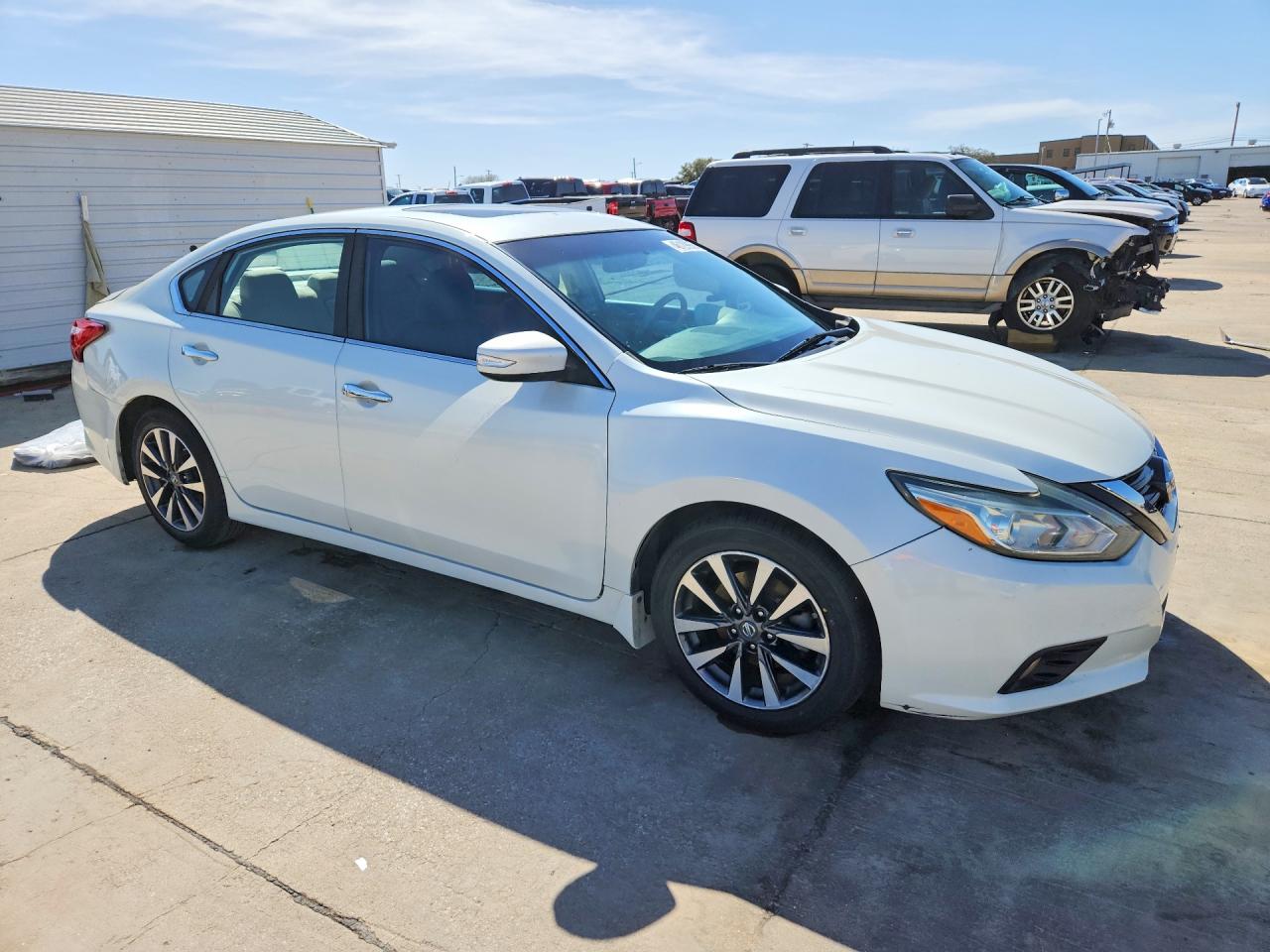 2016 Nissan Altima VIN 1N4AL3AP3GC295456 COPART salvage auction — Rear End, TX - CERTIFICATE OF TITLE, sold $3,200 on 2026-07-09 (photo 4)