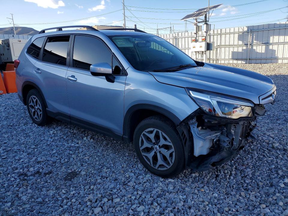2021 Subaru Forester VIN JF2SKAJCXMH492191 COPART salvage auction — FRONT END, Nv - Salvage Title, sold $3,900 on 2026-07-15 (photo 4)