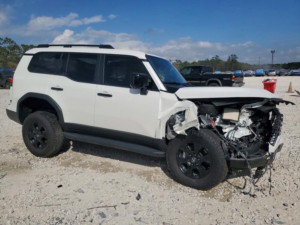 2025 Lexus Gx VIN JTJTBCDX3S5066707 COPART salvage auction — FRONT END, Tx - Certificate Of Title, sold $45,250 on 2026-07-28 (photo 4)
