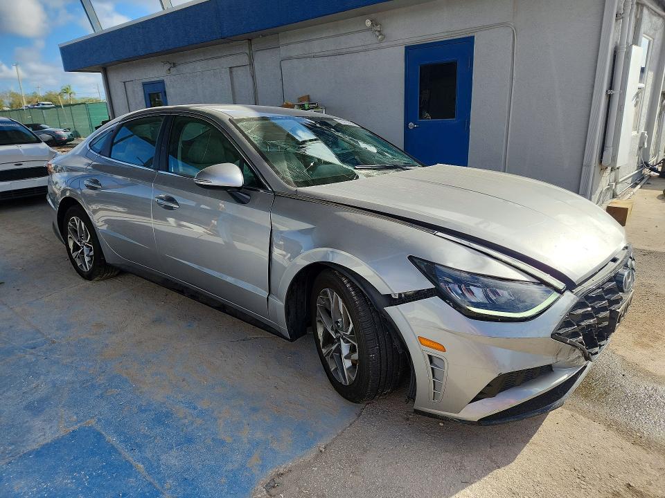 2020 Hyundai Sonata VIN 5NPEL4JA6LH010907 COPART salvage auction — FRONT END, Salvage Title, sold $1,950 on 2026-07-09 (photo 4)