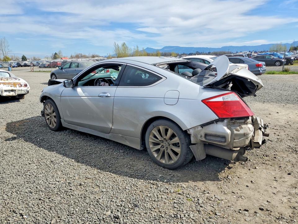 2009 Honda Accord VIN 1HGCS228X9A009738 COPART salvage auction — REAR END, Or - Lien Papers Salvage, sold $400 on 2026-07-21 (photo 2)